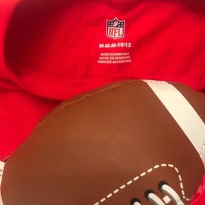 5/$25  Football T-shirt 🏈 NFL brand GIANTS youth t-shirt